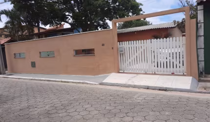 2 casas  no mesmo lote