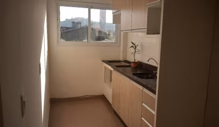 Ótimo apartamento bem localizado pronto para morar