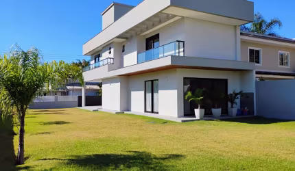 Casa alto padrão 3 suítes