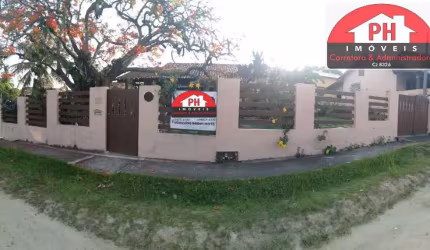 Excelente Casa 3 Quartos, Quintal Amplo gramado - Ponta da Areia
