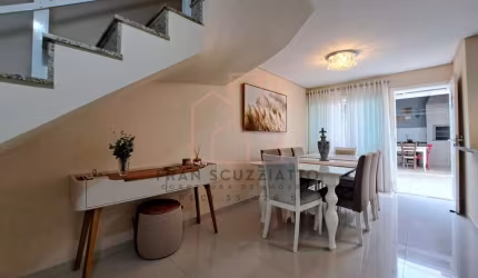 Casa / Sobrado para Venda em Itajaí, São João, 3 dormitórios, 1 suíte, 3 banheiros, 2 vagas