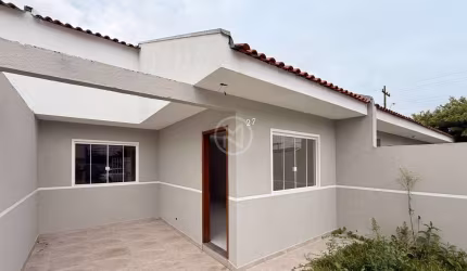 Casa à venda no bairro Costeira - São José dos Pinhais/PR