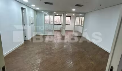 SALA COMERCIAL - PRÓXIMO A PRAÇA SILVIO ROMERO