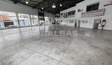 PRÉDIO COMERCIAL DE ESQUINA - 600 M² A.C
