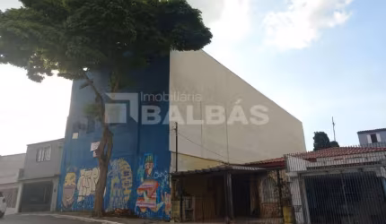 GALPÃO COMERCIAL 906 M²