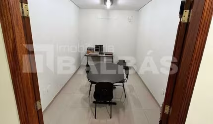 Ótimo prédio comercial na Vila regente Feijó!