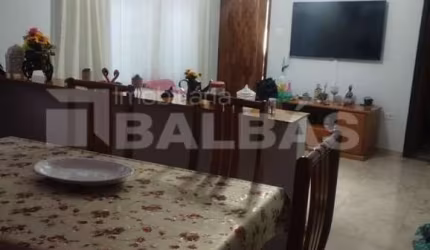 SOBRADO - CANGAIBA- PRÓX. AV. ASSIS RIBEIRO