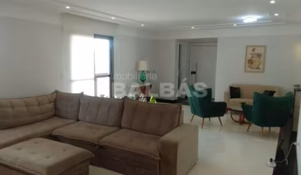 APARTAMENTO ESPETACULAR - VENDE OU TROCA MENOR VALOR