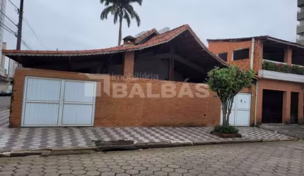 CASA TÉRREA - AVIAÇÃO - PRAIA GRANDE - OPORTUNIDADE!