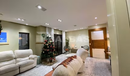 APARTAMENTO - 135 m² - CONDOMINIO ALGECIRAS