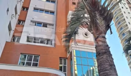 APARTAMENTO NO CORAÇÃO DO JD. ANÁLIA FRANCO - 4 DORMS- 4 VAGAS