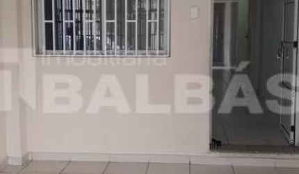 SOBRADO - VILA REGENTE FEIJÓ - EXCELENTE LOCALIZAÇÃO