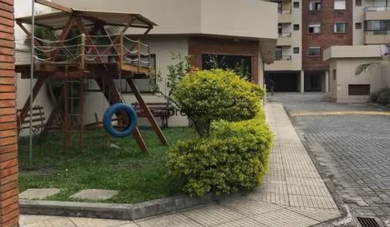 Apartamento com 3 dormitórios à venda, 115 m² por R$ 650.000,00 - Três Vendas -
