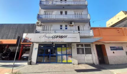 Apartamento com 2 dormitórios 60 m²