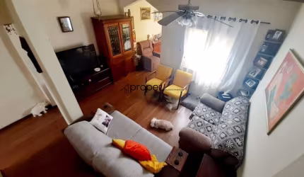 Sobrado com 3 dormitórios à venda, 145 m² por R$ 550.000 - Centro - Pelotas/RS