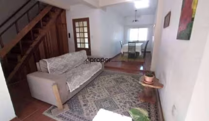 Sobrado com 2 dormitórios à venda, 100 m² por R$ 290.000 - Centro - Pelotas/RS
