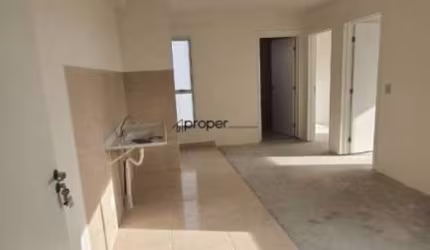 Apartamento com 2 dormitórios à venda, 45 m² por R$ 180.000 - Três Vendas - Pelo