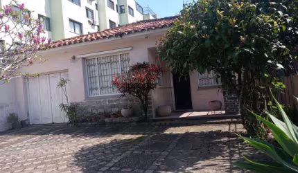 Casa com 3 dormitórios à venda, 224 m² por R$ 980.000,00 - Centro - Pelotas/RS