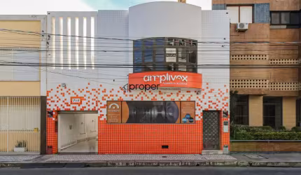 Ampla sala comercial para aluguel no Centro - Pelotas/RS