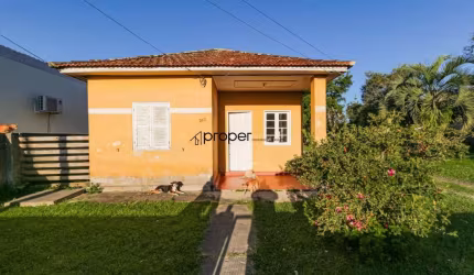 Casa à venda no bairro Fragata em Pelotas/RS.
