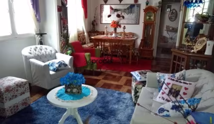Casa de 290m² e 4 dormitórios à venda em Pelotas/RS