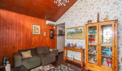 Casa com 4 dormitórios à venda, 234 m² no Umuharama - Pelotas/RS