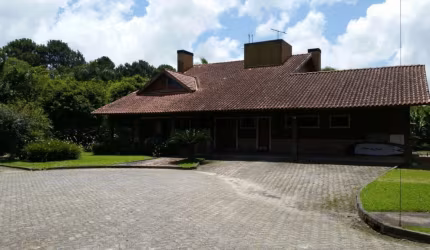 Casa com 3 dormitórios à venda, 450 m² no Laranjal - Pelotas/RS