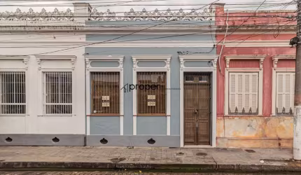 Casa Comercial com diversos ambientes e cozinha ampla, 166 m² por R$ 2.000,00