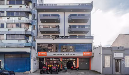Apartamento com 2 dormitórios e sacada para aluguel no Centro - Pelotas/RS