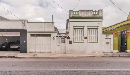 Casa comercial para aluguel no Centro de Pelotas/RS