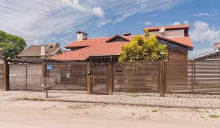 Casa com três dormitórios no Recanto de Portugal - Pelotas / RS