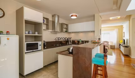 Sobrado com 2 dormitórios à venda, 234 m² - Treptow - Pelotas/RS