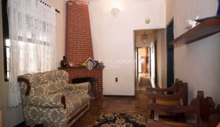Casa em condomínio fechado com 4 quartos à venda na Rua Artigas, 371, Petrópolis, Porto Alegre, 250 m2 por R$ 650.000