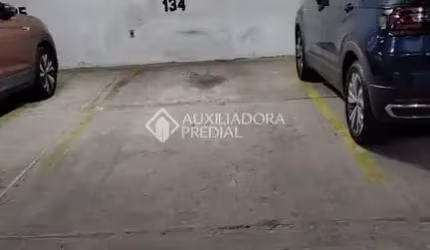 Garagem à venda na Avenida Independência, 352, Independência, Porto Alegre, 12 m2 por R$ 50.000