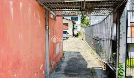 Terreno à venda na Avenida Niterói, 521, Medianeira, Porto Alegre, 444 m2 por R$ 450.000