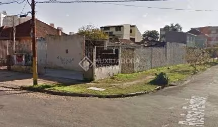 Terreno em condomínio fechado à venda na Rua Machado de Assis, 344, Partenon, Porto Alegre, 304 m2 por R$ 520.000
