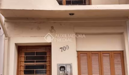 Casa em condomínio fechado com 2 quartos à venda na Rua Dezessete de Junho, 700, Menino Deus, Porto Alegre, 83 m2 por R$ 319.000