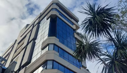 Sala comercial à venda na Avenida Carlos Gomes, 1200, Auxiliadora, Porto Alegre, 91 m2 por R$ 552.900