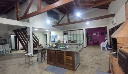 Casa com 6 quartos à venda na Avenida Astrogildo Quadros, 45, Pinheira, Palhoça, 365 m2 por R$ 2.500.000