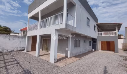 Casa com 5 quartos à venda na Rua Amélia Ursolina Ramos, 49, Pinheira, Palhoça, 370 m2 por R$ 1.270.000