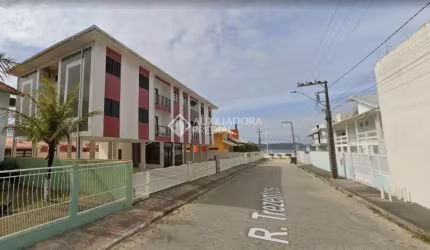 Prédio à venda na Avenida do Papagaio, 60, Balneário Ponta do Papagaio (Ens Brito), Palhoça, 500 m2 por R$ 3.180.000