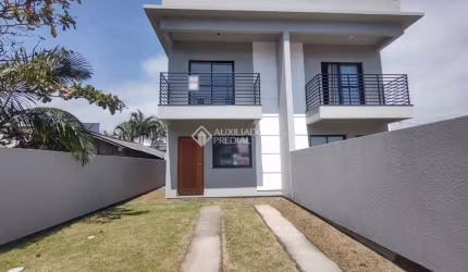 Casa com 3 quartos à venda na 100, 365, Balneário Ponta do Papagaio (Ens Brito), Palhoça, 130 m2 por R$ 830.000