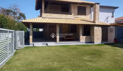 Casa com 2 quartos à venda na da Amizade, 180, Pinheira, Palhoça, 140 m2 por R$ 980.000