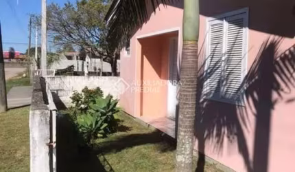 Casa com 3 quartos à venda na Rodovia Evádio Paulo Broering, 6, Passagem de Maciambú (Ens Brito), Palhoça, 120 m2 por R$ 375.000