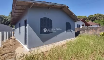 Casa com 3 quartos à venda na Avenida São Cristóvão, 1014, Aririu, Palhoça, 100 m2 por R$ 698.000