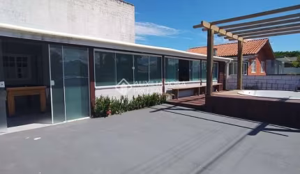 Casa com 2 quartos à venda na Rua Tradição, 20, Enseada de Brito, Palhoça, 96 m2 por R$ 489.000