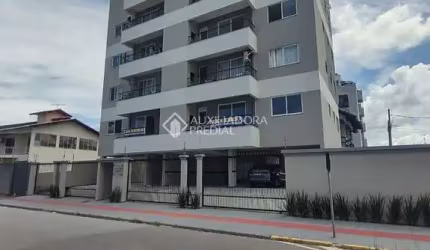 Apartamento com 3 quartos à venda na Rua Irmo Scheidt, 186, Centro, Palhoça, 93 m2 por R$ 680.000