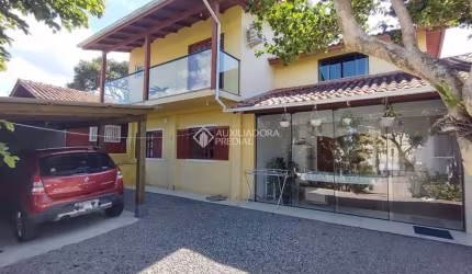 Casa com 4 quartos à venda na Rua Primavera, 292, Pinheira, Palhoça, 170 m2 por R$ 1.650.000