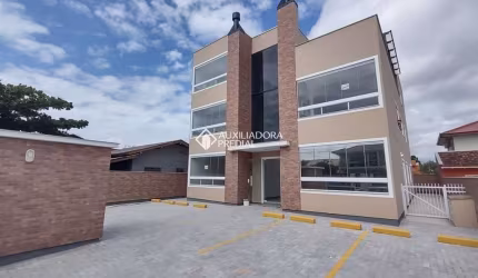Apartamento com 3 quartos à venda na Rua Antonio Vitor Vieira, 7809, Pinheira, Palhoça, 915 m2 por R$ 545.000