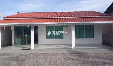 Casa com 3 quartos à venda na Rua Tradição, 1026, Pinheira, Palhoça, 120 m2 por R$ 650.000